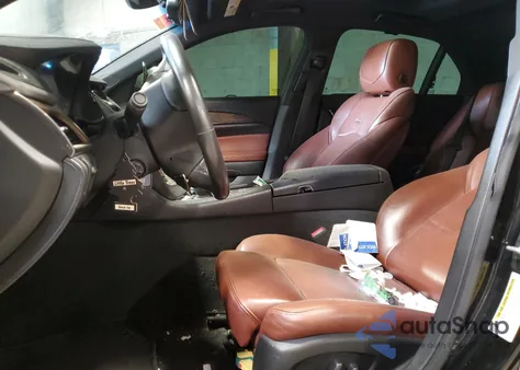 2017 Cadillac Cts Premium Luxury z USA, uszkodzony, nr VIN 1G6AY5SS8H0128459